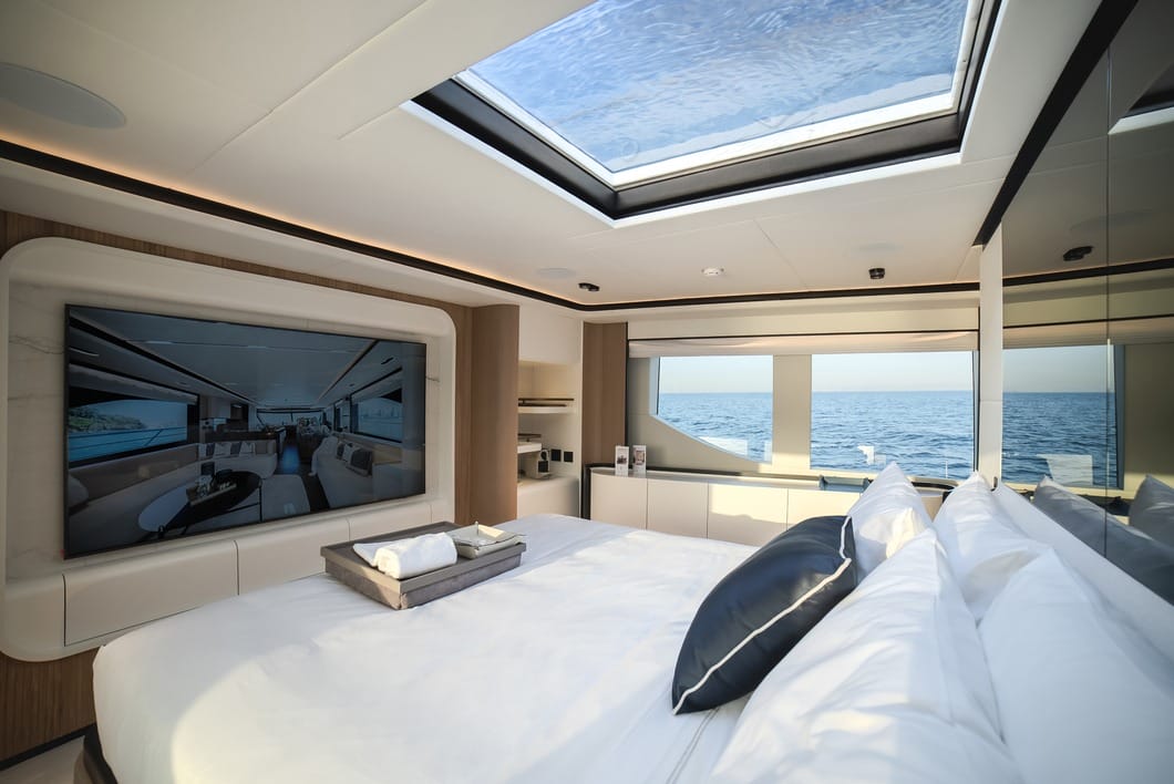 Majesty 112 owner stateroom