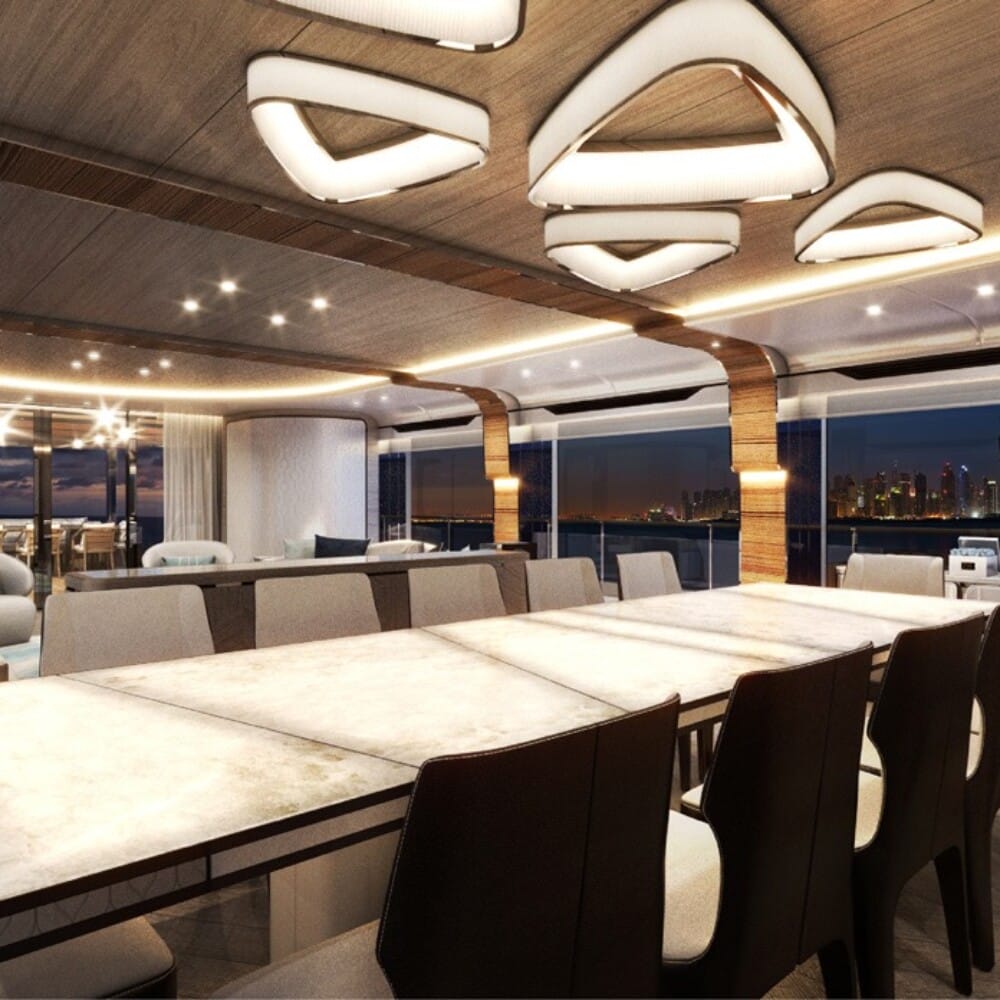 Main deck dining