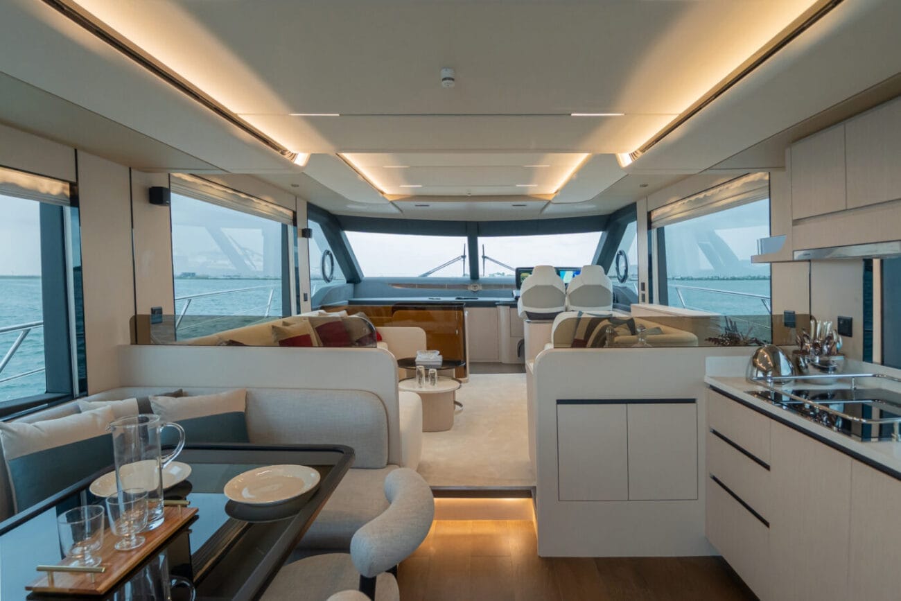 Majesty 65 saloon and dining