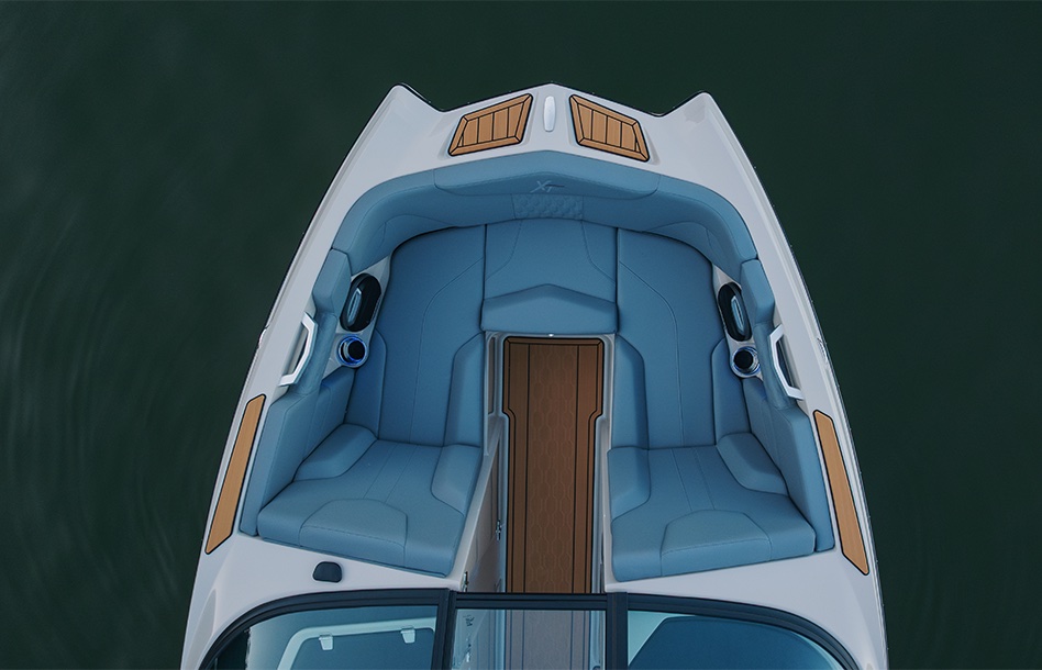 XT20 bow seating from above