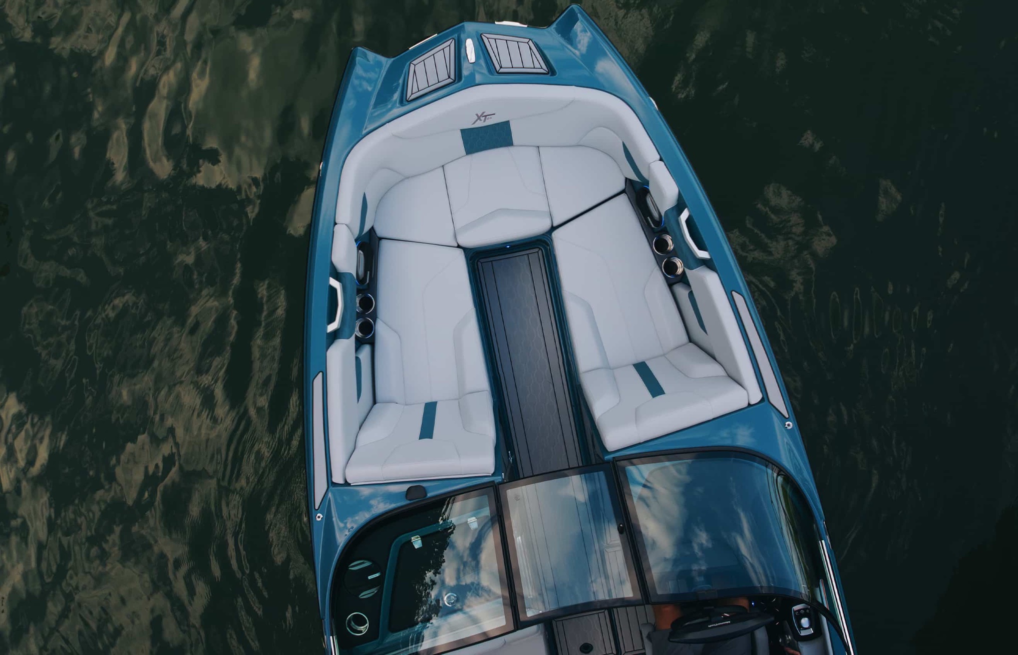 XT24 transom social deck and swim platform