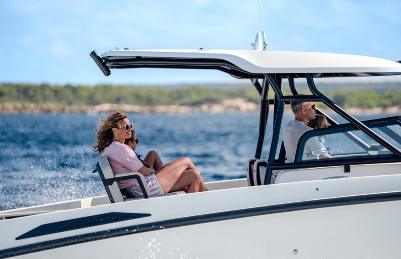 Navan S30 bow lounge seating